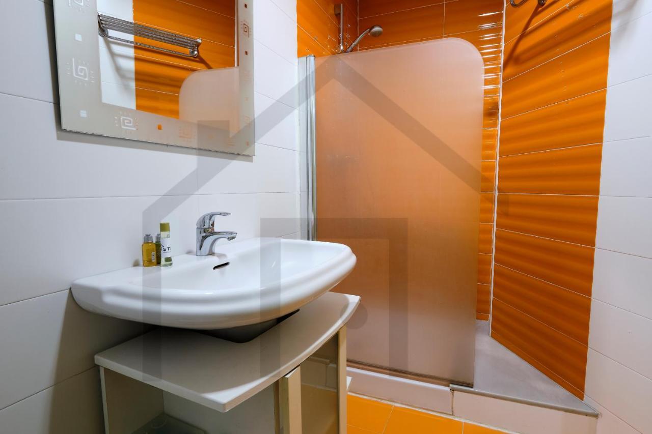 Loft En Oviedo - Ideal Para 3 Personas 外观 照片