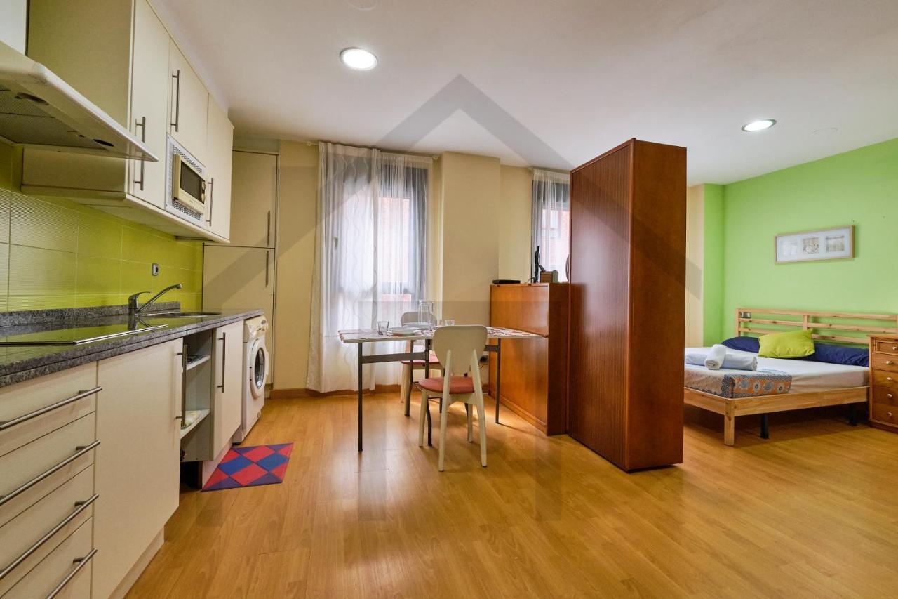 Loft En Oviedo - Ideal Para 3 Personas 外观 照片