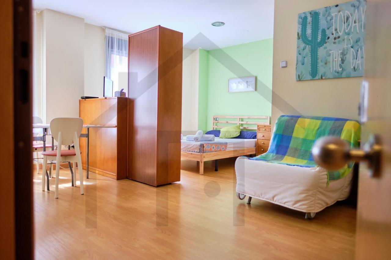 Loft En Oviedo - Ideal Para 3 Personas 外观 照片